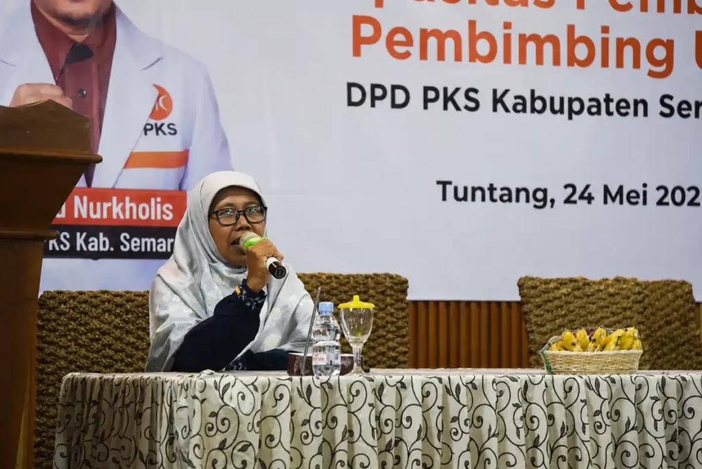 Usia Bukan Halangan, Kisah Inspiratif Nenek 4 Cucu Gerakkan 9 Kelompok Pemberdayaan Masyarakat di Kabupaten Semarang