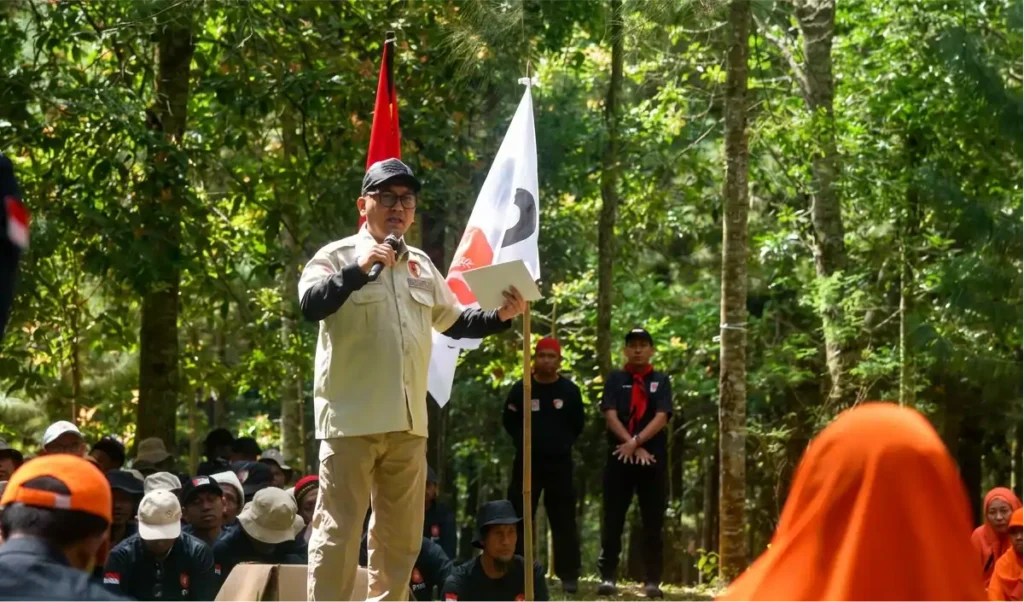Serukan “Hayya ‘Alal Falah”, Presiden PKS Ajak Kader Jateng Bangun Jembatan Sosial dan Perluas Pelayanan Publik