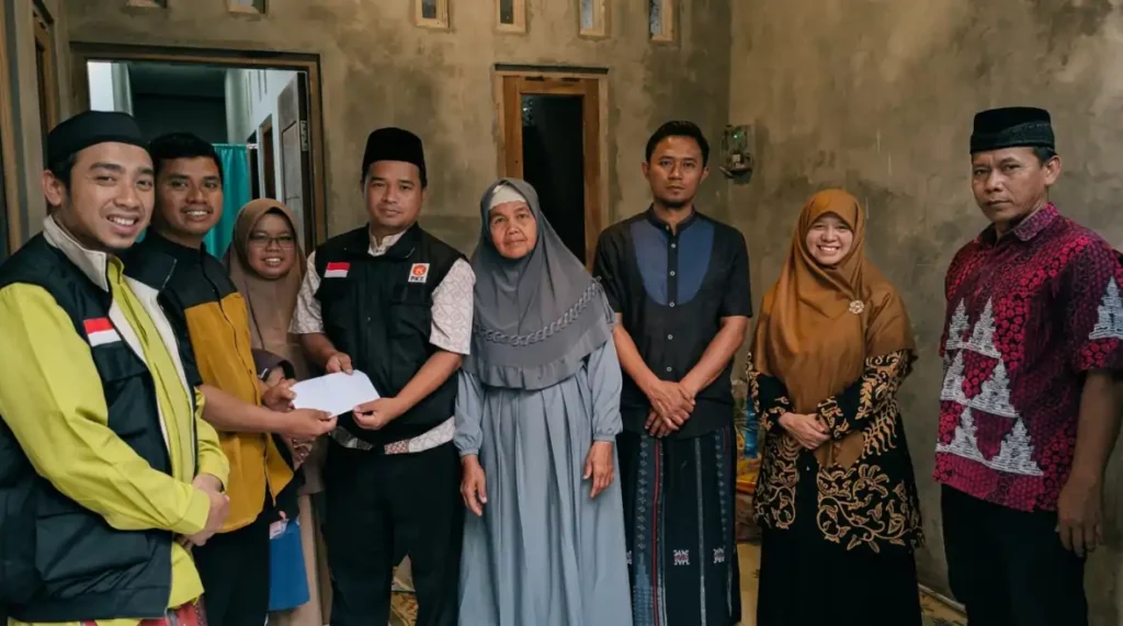 Bantuan untuk Keluarga Korban Kebakaran di Dusun Satriyan